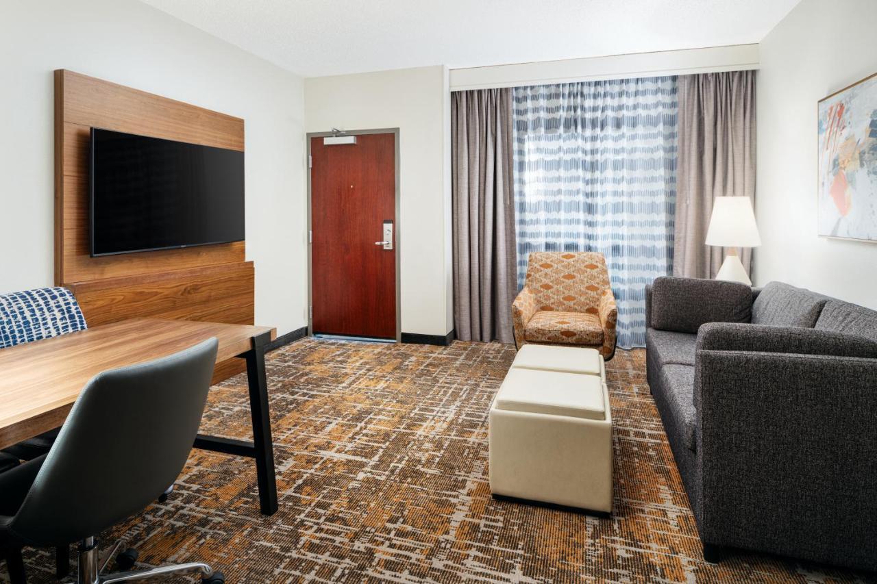Embassy Suites Huntsville Exteriör bild
