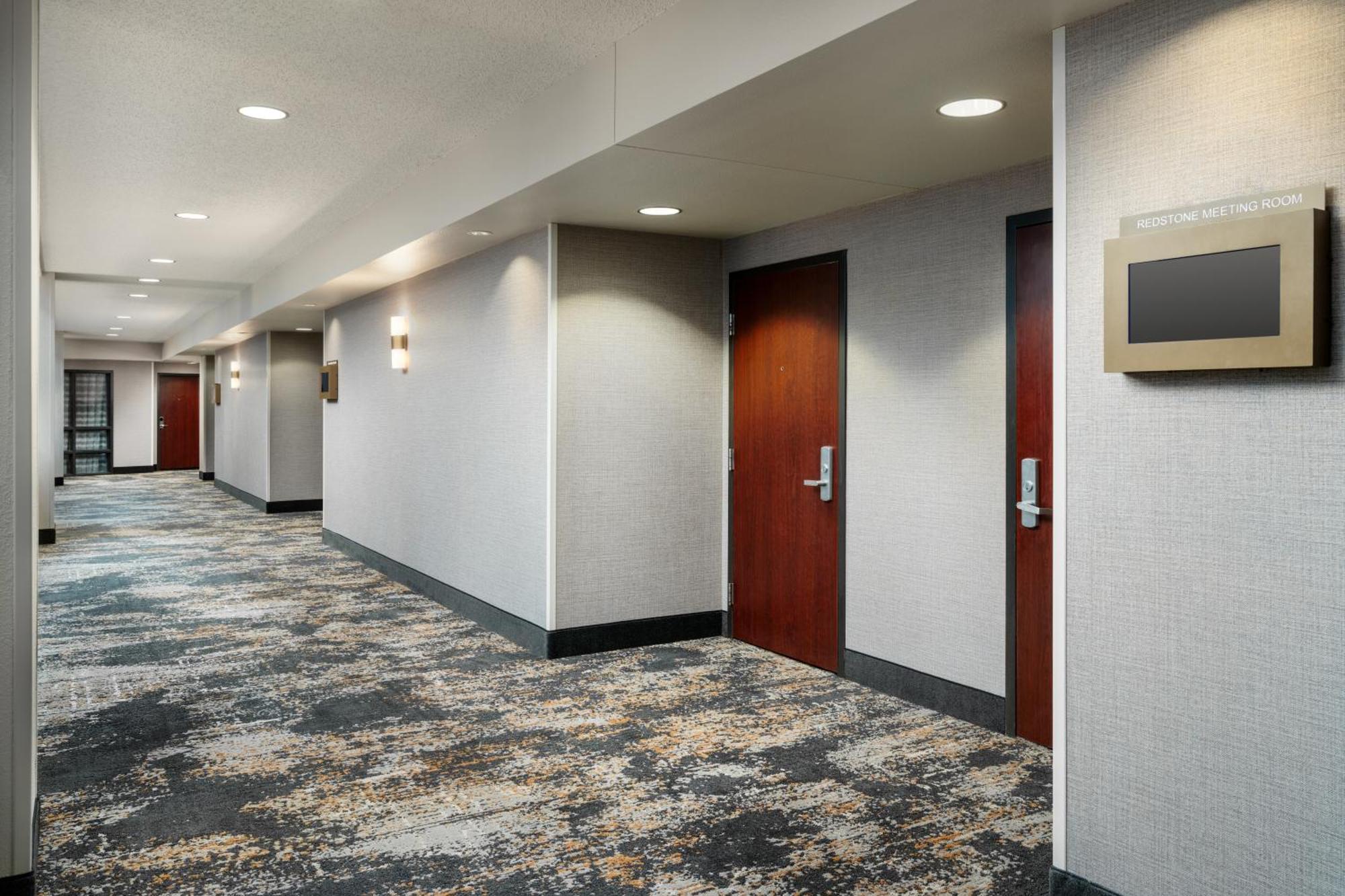 Embassy Suites Huntsville Exteriör bild
